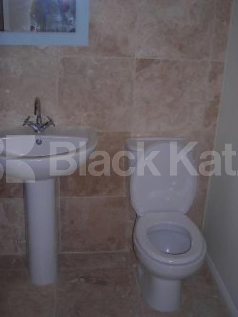 			VIEWINGS ESSENTIAL, 2 Bedroom, 1 bath, 1 reception Flat			 Gloucester Place, BAKER NW1